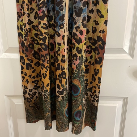 Leopard Multi Colored Sleeveless Dress - Picture 3 of 9